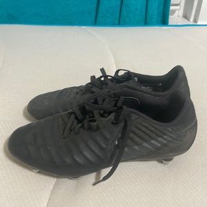 Nike Tiempo soccer boots for wet grass